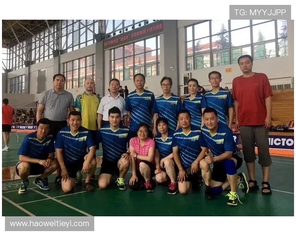 广州羽毛球队与西安羽毛球队赛后战术分析与复盘探讨